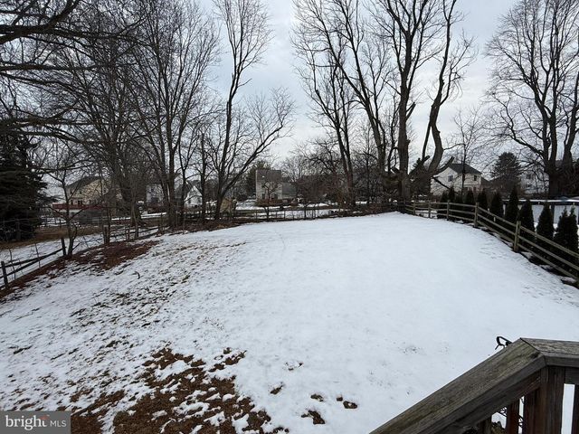 620 BENDER DR, Upper Chichester, PA 19014