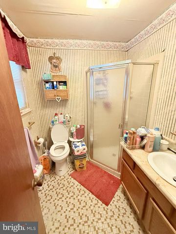 620 BENDER DR, Upper Chichester, PA 19014