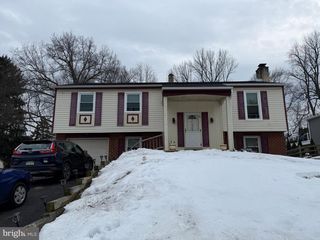 620 BENDER DR, Upper Chichester, PA 19014