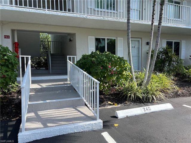 3051 Sandpiper Bay CIR I102, Naples, FL 34112