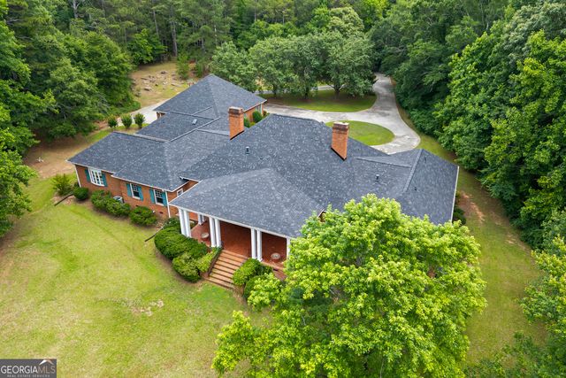 144 Lake Forest Drive, Elberton, GA 30635