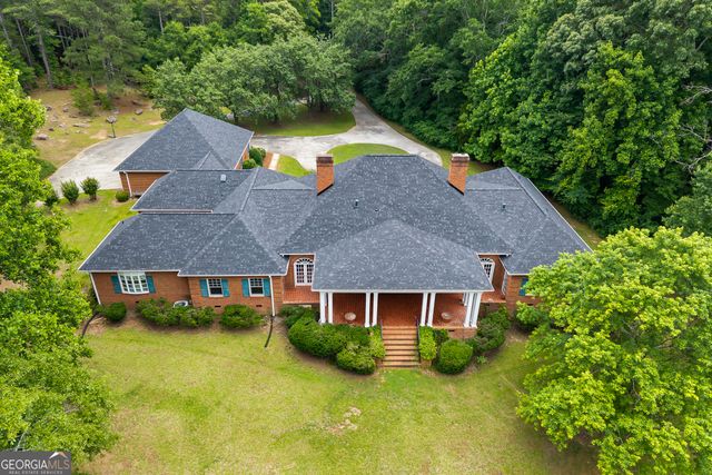 144 Lake Forest Drive, Elberton, GA 30635