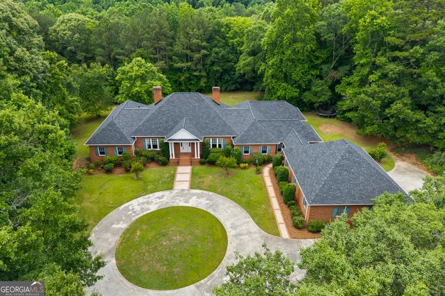 144 Lake Forest Drive, Elberton, GA 30635