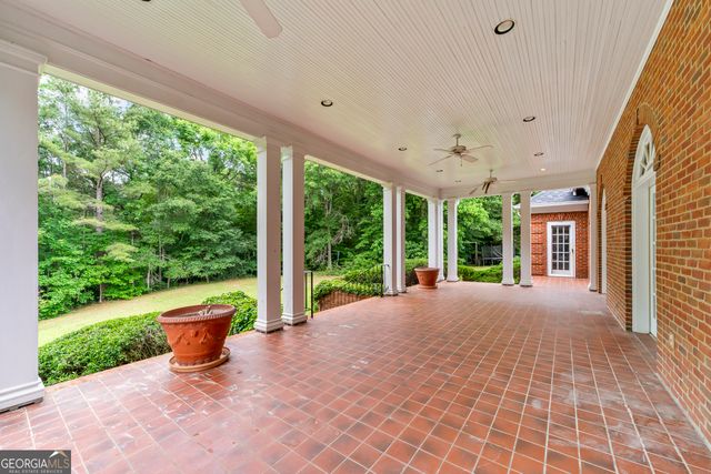 144 Lake Forest Drive, Elberton, GA 30635