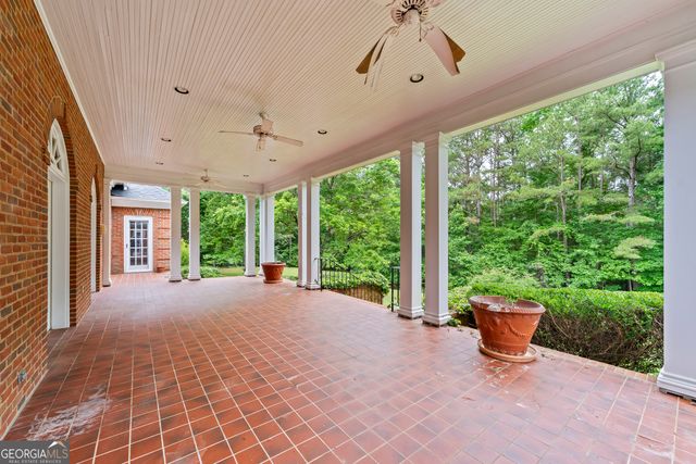 144 Lake Forest Drive, Elberton, GA 30635