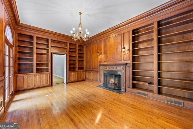 144 Lake Forest Drive, Elberton, GA 30635