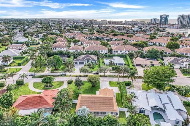 655 Park Shore DR, Naples, FL 34103