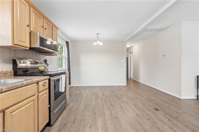 47 Buffalo DR, Hampton, VA 23664