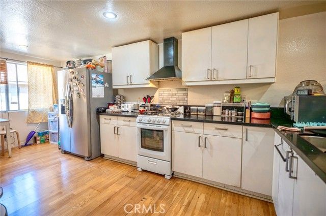 2214 Calle Jalapa, West Covina, CA 91792