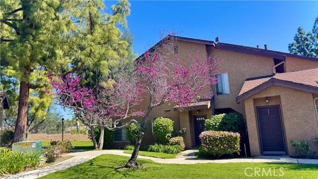 2214 Calle Jalapa, West Covina, CA 91792