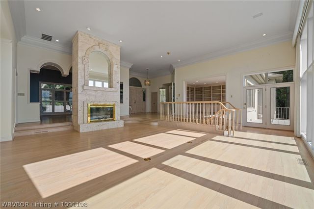 1913 Massard Road, Fort Smith, AR 72903