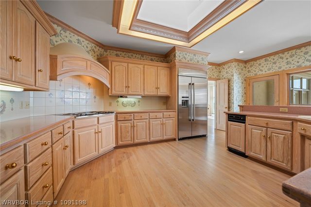 1913 Massard Road, Fort Smith, AR 72903