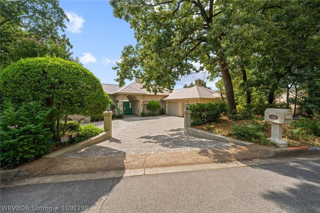 1913 Massard Road, Fort Smith, AR 72903