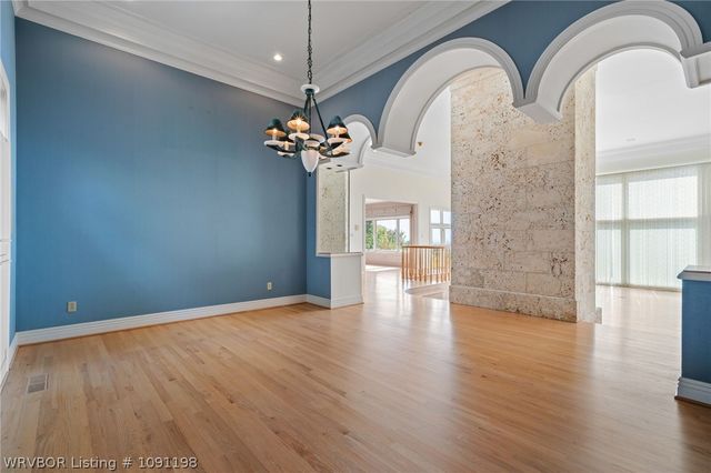 1913 Massard Road, Fort Smith, AR 72903