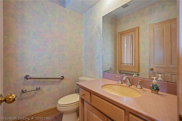 1913 Massard Road, Fort Smith, AR 72903