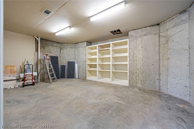 1913 Massard Road, Fort Smith, AR 72903