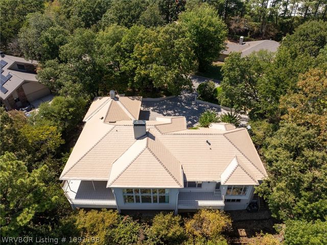 1913 Massard Road, Fort Smith, AR 72903