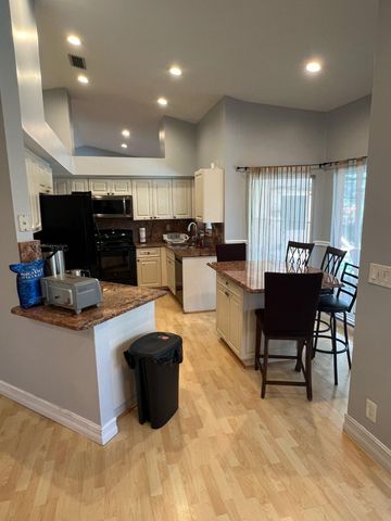 9664 W Lake Court, Boca Raton, FL 33434