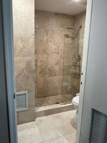 9664 W Lake Court, Boca Raton, FL 33434