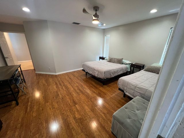 9664 W Lake Court, Boca Raton, FL 33434