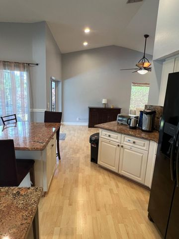 9664 W Lake Court, Boca Raton, FL 33434