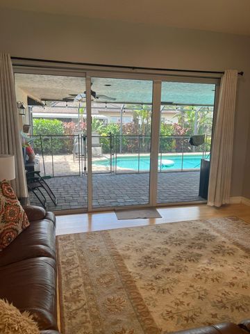 9664 W Lake Court, Boca Raton, FL 33434