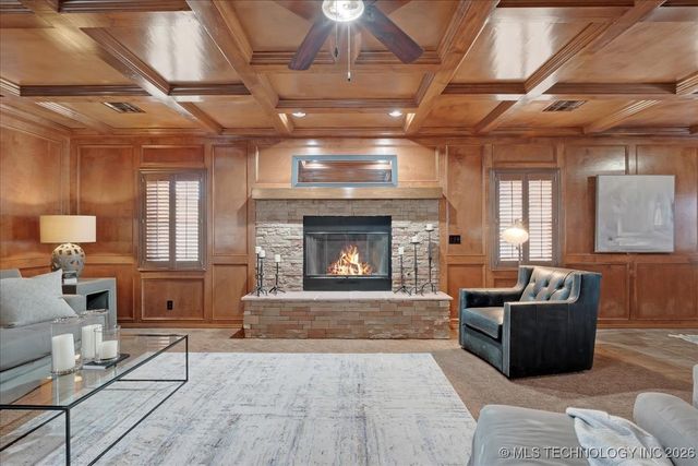 1122 E 144th Place, Glenpool, OK 74033