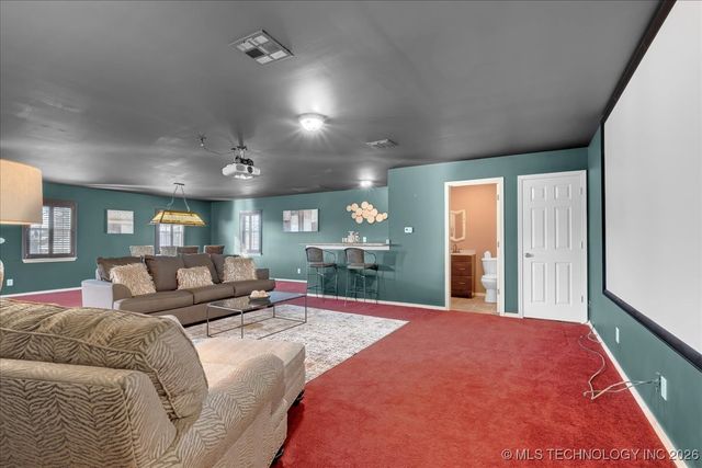 1122 E 144th Place, Glenpool, OK 74033