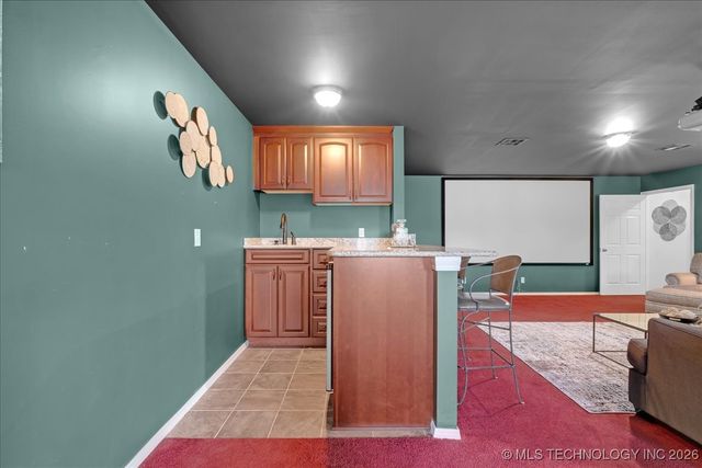 1122 E 144th Place, Glenpool, OK 74033