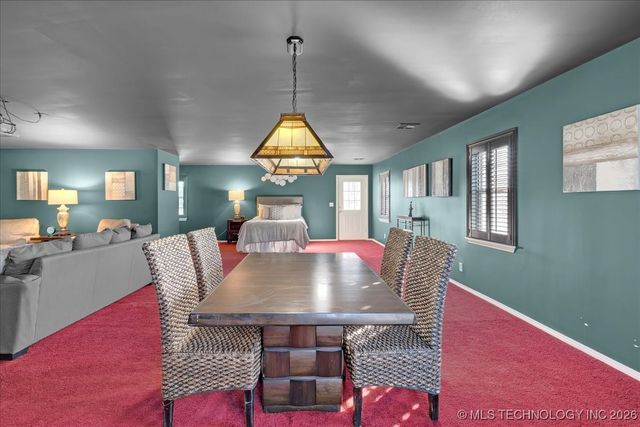 1122 E 144th Place, Glenpool, OK 74033