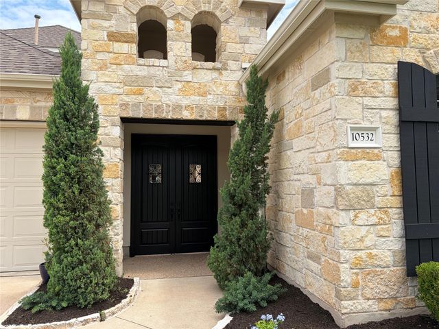 10532 Medinah Greens DR, Austin, TX 78717