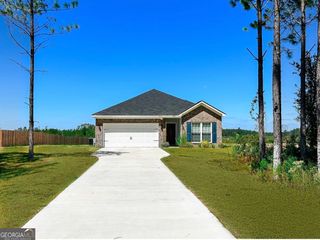 1667 Arnold Drive SE, Ludowici, GA 31316