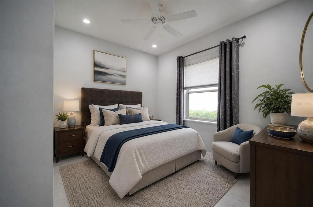 Image 13 of property listing at 10481 ROYAL CYPRESS WAY, Orlando, FL 32836