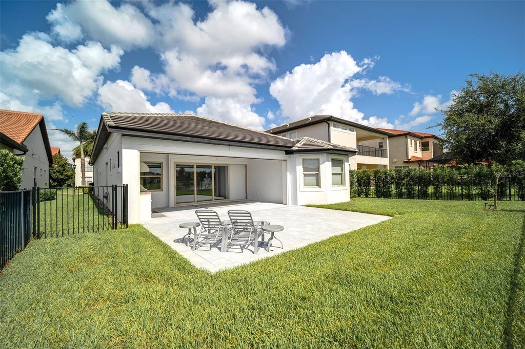 Image 46 of property listing at 10481 ROYAL CYPRESS WAY, Orlando, FL 32836