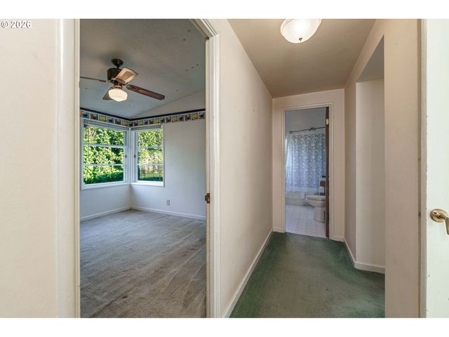 4104 FARVIEW Dr, Vancouver, WA 98661