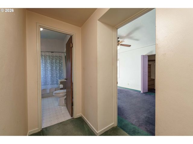 4104 FARVIEW Dr, Vancouver, WA 98661