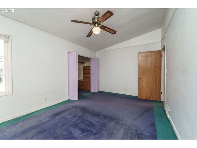 4104 FARVIEW Dr, Vancouver, WA 98661