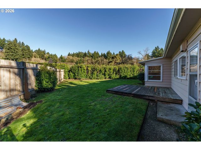 4104 FARVIEW Dr, Vancouver, WA 98661