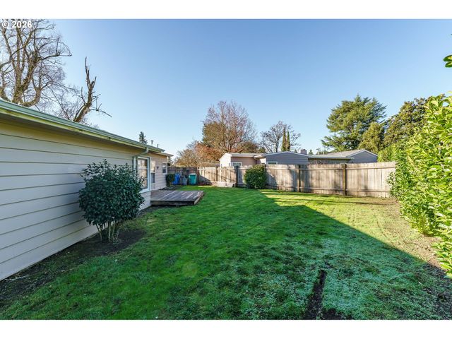 4104 FARVIEW Dr, Vancouver, WA 98661