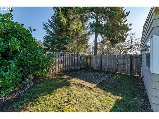 4104 FARVIEW Dr, Vancouver, WA 98661
