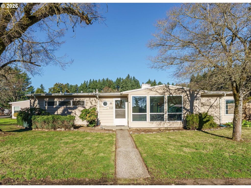 4104 FARVIEW Dr, Vancouver, WA 98661