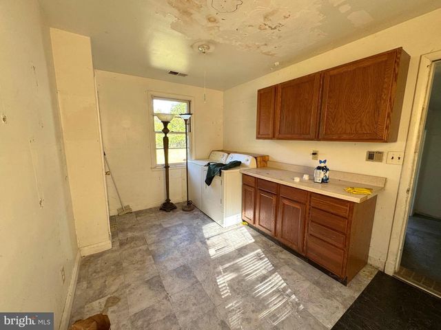 2638 GREENBRIAR LN, Annapolis, MD 21401