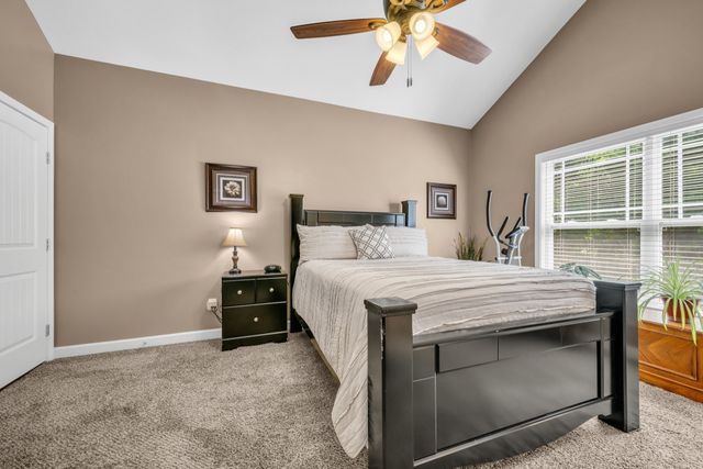 214 Wyburn Pl, Burns, TN 37029