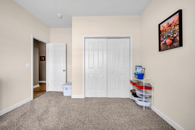 214 Wyburn Pl, Burns, TN 37029