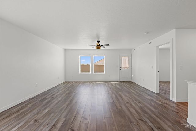 8641 E Velvet Ash St, Nampa, ID 83687