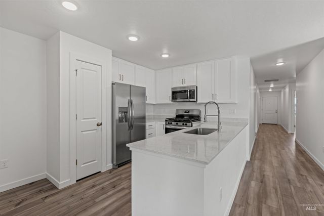 8641 E Velvet Ash St, Nampa, ID 83687