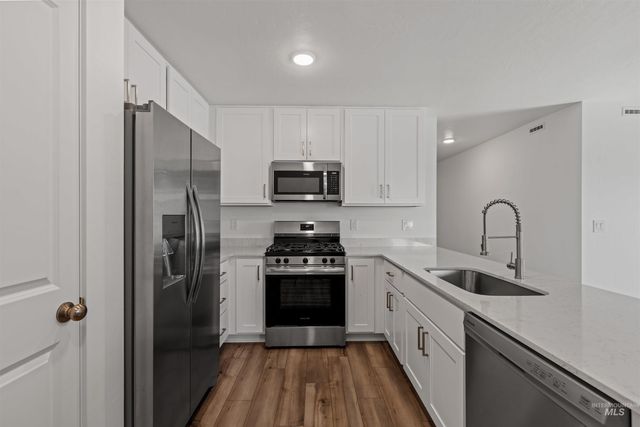 8641 E Velvet Ash St, Nampa, ID 83687