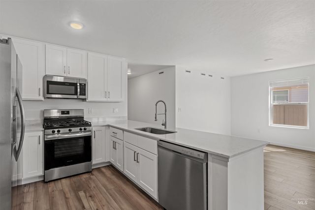 8641 E Velvet Ash St, Nampa, ID 83687