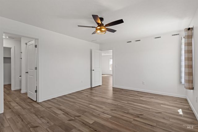 8641 E Velvet Ash St, Nampa, ID 83687