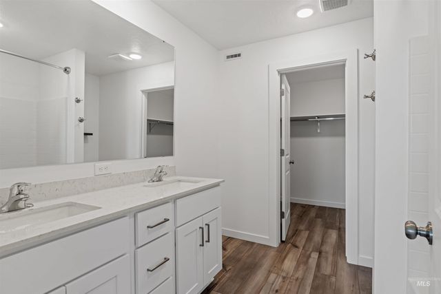 8641 E Velvet Ash St, Nampa, ID 83687